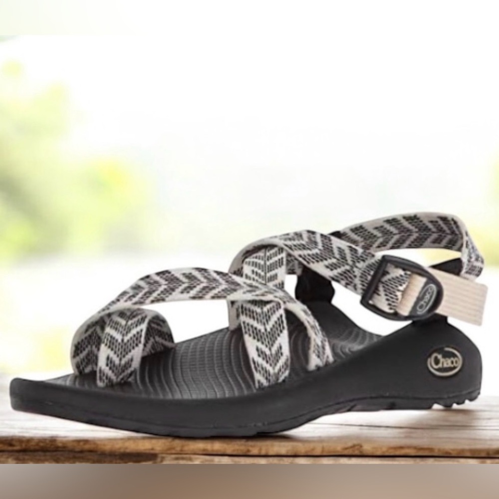 CHACO Z2 arrow classic TRINE black & cream sandals women’s shoes size 6